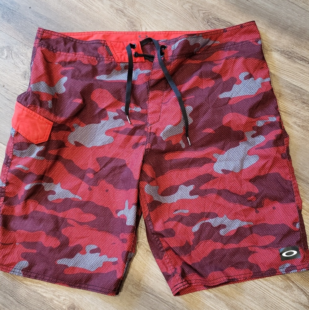 Mens Oakley board shorts